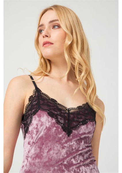 Pudra Dantel Detaylı Kadife Kadın Pijama Takımı modelleri