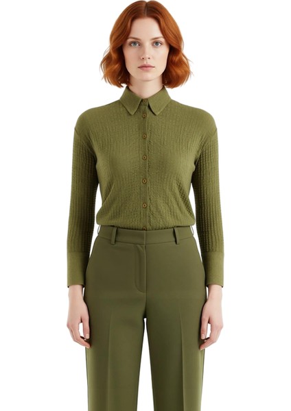 Erkek Dokulu Örme Kumaş Regular Fit Uzun Kollu Gömlek Yaka Esnek Yapılı Günlük Gömlek Rahat Kesim fırsatları