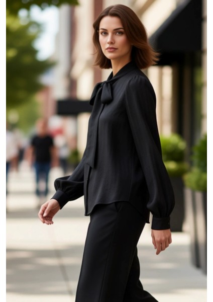 Kadın Fular Detaylı Boyundan Bağlamalı Yaka Regular Kalıp Uzun Balon Kol Dokuma Gömlek Şık ve