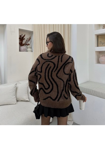 Kahverengi Desenli Peluş Kazak modelleri