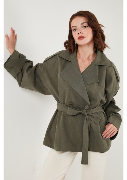 Oversize Fit Kruvaze Yaka Kuşaklı Düğmeli Trençkot Bayan Trençkot 6839609