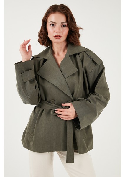 Oversize Fit Kruvaze Yaka Kuşaklı Düğmeli Trençkot Bayan Trençkot 6839609 indirimleri
