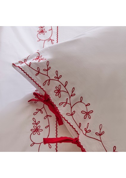 Calia %100 Pamuk Nakışlı Çift Kişilik Nevresim Takımı Beyaz