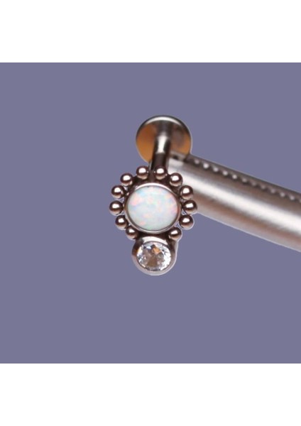 Yüksek Kalite G23 Titanium Güneş Beyaz Opal Zirkon Titanyum 6x1.2mm Labret Piercing
