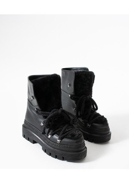 Aylin Kadın Peluş Detaylı Kalın Tabanlı Bağcıklı Kışlık Bot