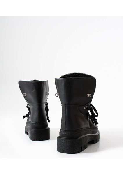 Aylin Kadın Peluş Detaylı Kalın Tabanlı Bağcıklı Kışlık Bot