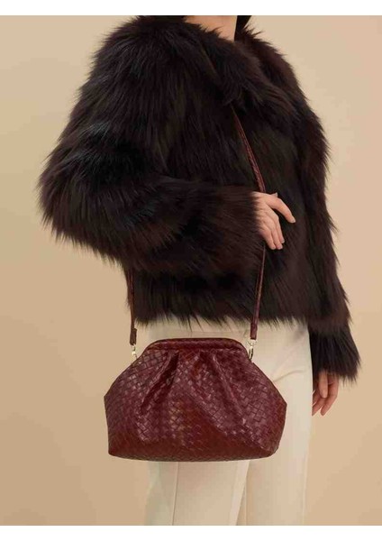 The Moiss Bordo Renk Burslu El ve Omuz Çantası fırsatları