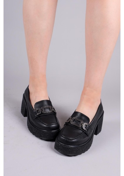 Ferlac Taşlı Tokalı Kalın Topuklu Loafer Siyah fırsatları