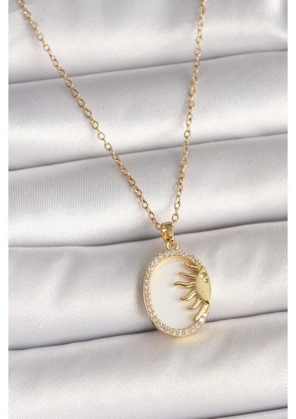 316L Çelik Gold Renk Zincir Beyaz Mineli Gün Batımı Model Zirkon Taş Detay Kadın Kolye - Lisinya