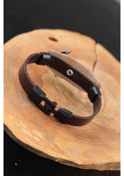 Siyah Deniz Çapalı Çelik Aksesuarlı Kahverengi Deri Erkek Bileklik - Lisinya fiyatları