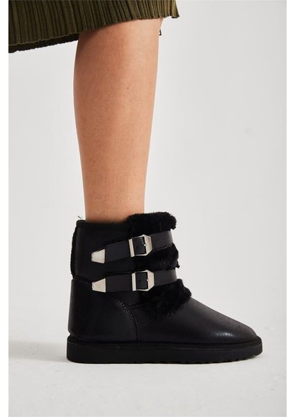 Kadın Çift Tokalı Kürklü Kısa Bot modelleri