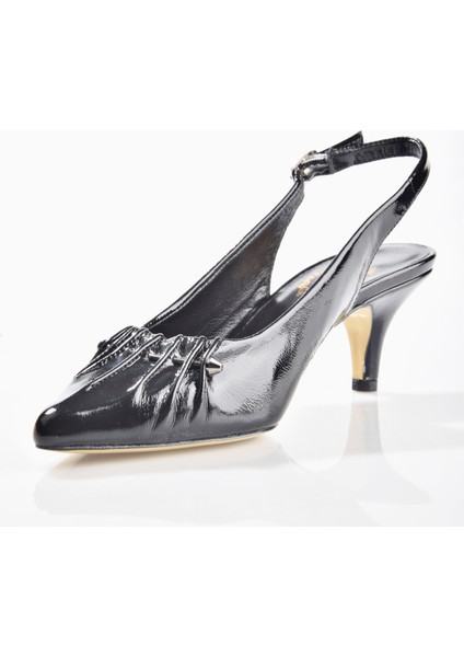 2543 Kadın Arkası Açık Dekorlu Topuklu Ayakkabı modelleri