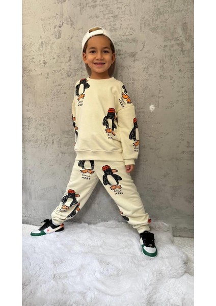 Unisex Çocuk Pamuklu Ekru Penguen Desenli Sweatshirt ve Eşofman Takım modelleri