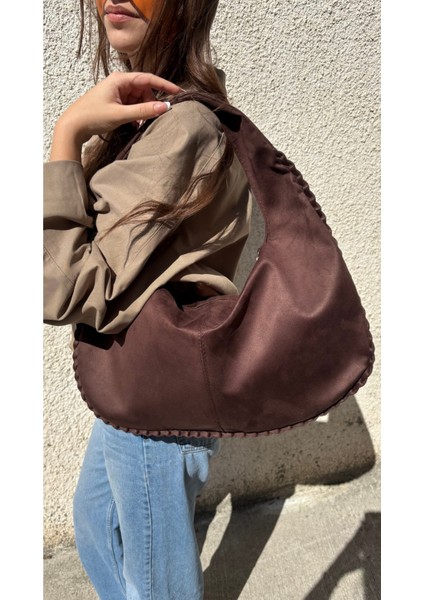 Hazel Geniş Hacimli Süet Omuz Çantası(En 51 Cm, Boy 30 Cm) fiyatları