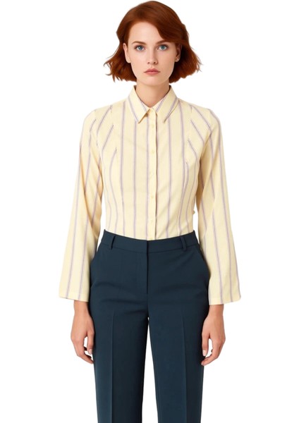 Kadın Çizgili Hafif Vücuda Oturan Gömlek Fonksiyonel Dayanıklı Kaliteli Konforlu Estetik Şık