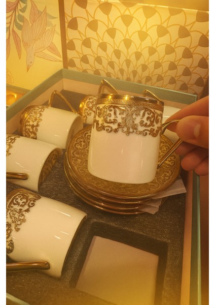 Gold Yaldızlı Kabartmalı 6 Kişilik Kahve Fincan Takımı modelleri