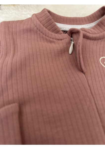 Tuembaby % 100 Pamuk Şapkalı Patikli Ayıcık Baskılı Önden Fermuarlı Kız Bebek Tulum