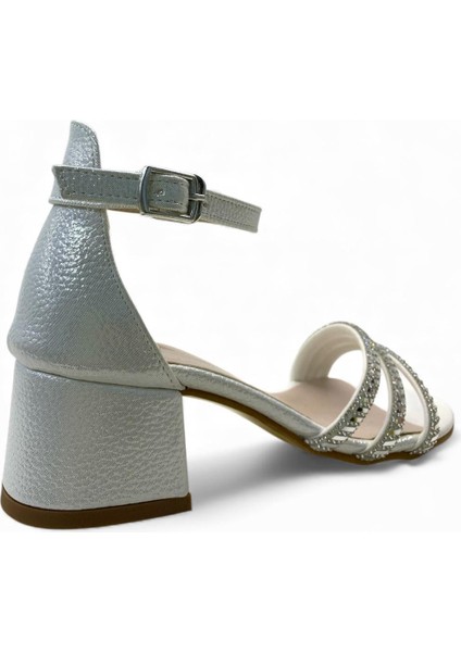 792 Kız Çocuk Topuklu Abiye Ayakkabı fırsatları