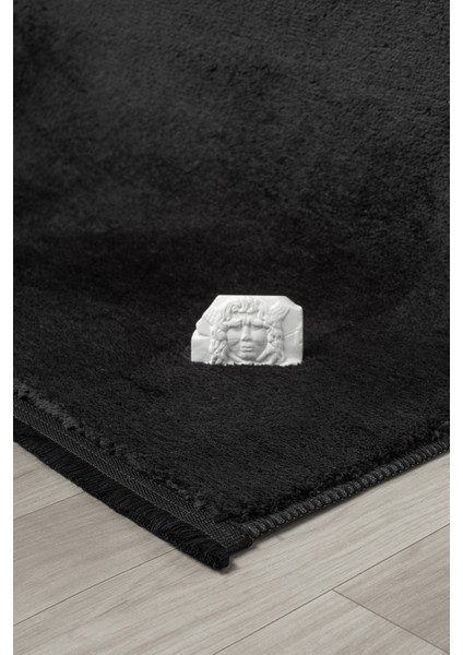 Cloudy Siyah Saçaklı Peluş Halı Yumuşacık Yıkanabilir Kaymaz Taban Halı Salon Oturma Odası Koridor fiyatları