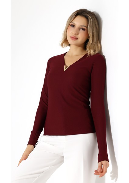 Gold Aksesuarlı Uzun Kollu Şık Bluz