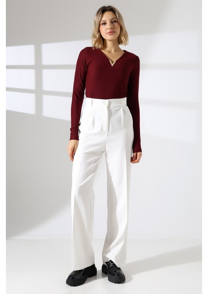 Gold Aksesuarlı Uzun Kollu Şık Bluz indirimleri