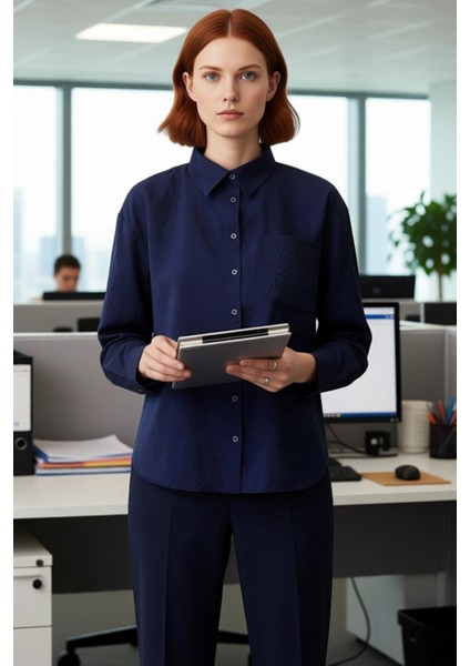 Kadın Dokulu Nakış Detaylı Uzun Kollu Regular Fit Gömlek Modern ve Konforlu Tasarım Günlük modelleri