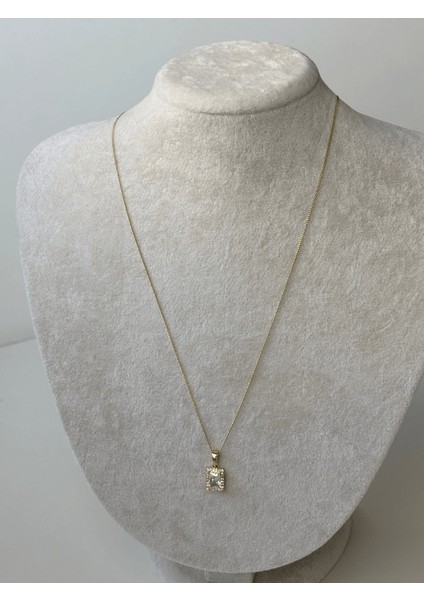 14 K Renginde Swarovski Taşlı Dikdörtgen Şekilli Minimal Gold Kolye fiyatları