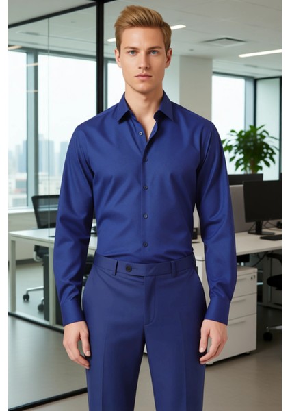 Erkeklerin Günlük ve Özel Anlarda Tercih Edebileceği Mikro Desenli Uzun Kollu Dar Kesim Gömlek fırsatları