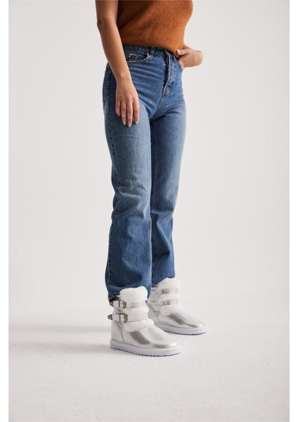 Kadın Çift Tokalı Kürklü Kısa Bot