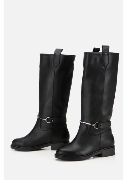 Kadın Siyah Zincir Detaylı Çizme fırsatları