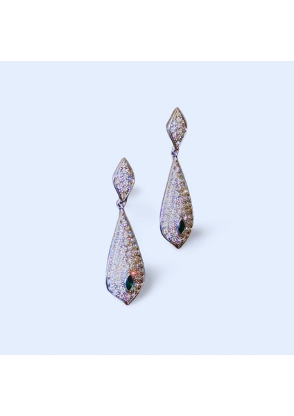 Lara Collectıon Yeşil Zümrüt Detaylı Parlak Sarkık Model Kadın Takı fırsatları