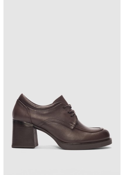 Carenor Hakiki Deri Bağcıklı Kadın Ayakkabı- Kahverengi