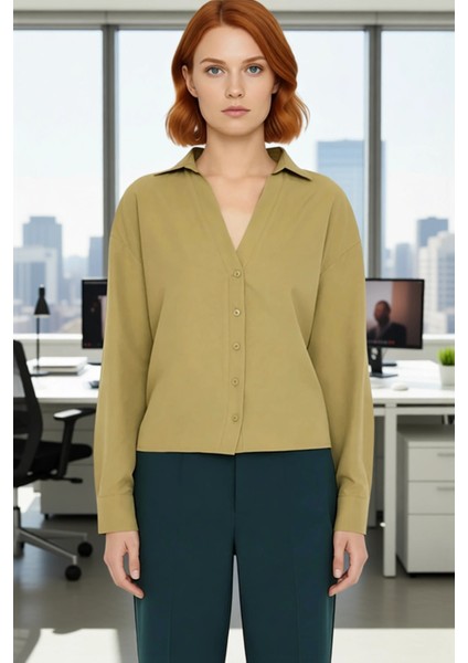 Kadın Crop Gömlek Rahat Kalıbı ve Esnek Dokusuyla Günlük Stilinizi Tamamlar Modern Görünüm modelleri