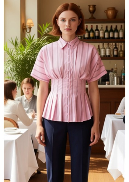 Kadın Çizgili Dokuma Gömlek Bele Oturan Kesimiyle Zarafetinizi Vurgular Modern ve Şık Bir Seçim modelleri