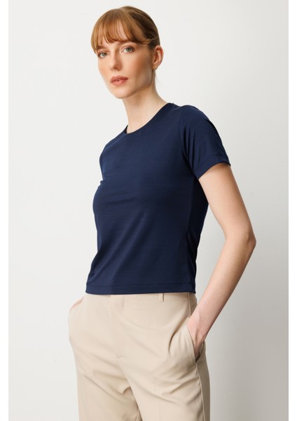 Kadın Sıfır Yaka Kısa Kol Basic Bluz 61334 Lacivert fiyatları
