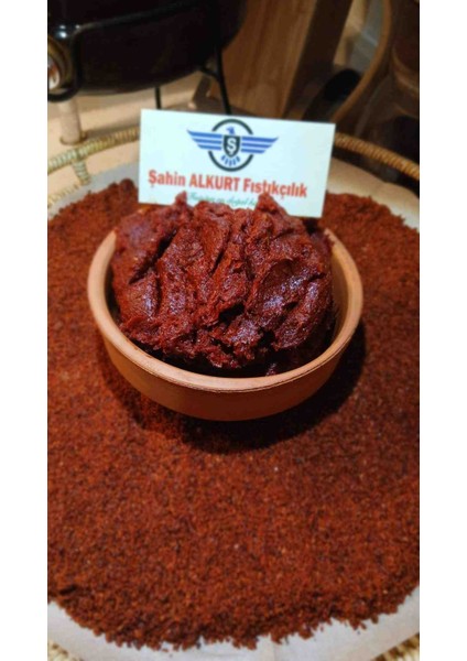 Antep Acı Biber Salçası