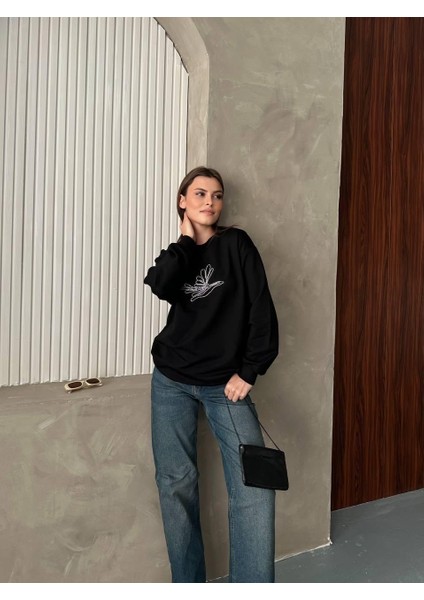 Kuş Logo Taş Detaylı Oversize Siyah Sweatshirt fırsatları
