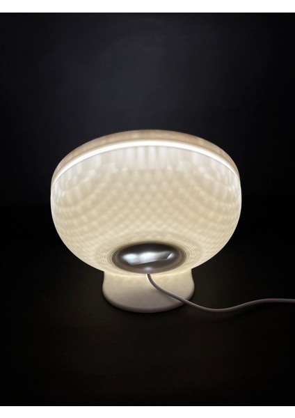 Luma Masa Lambası – Modern Dekorasyonun Sade Işıltısı fırsatları