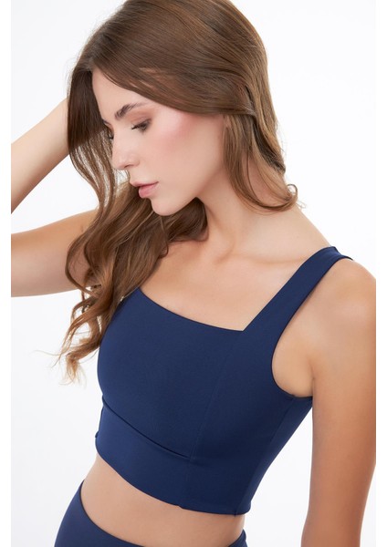 Lacivert Kare Yaka Crop Top Büstiyer modelleri