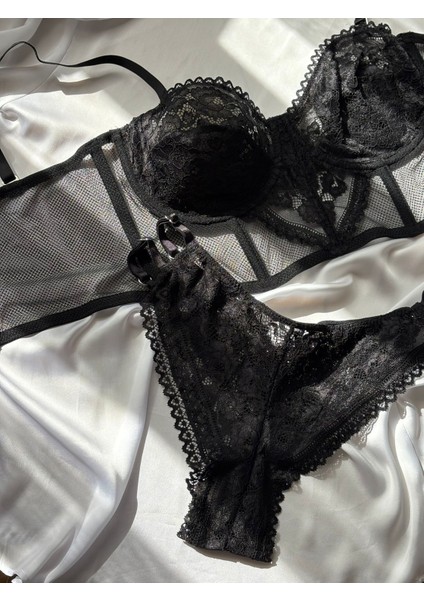 Olivia Dantelli Büstiyer Sütyen Külot Takım