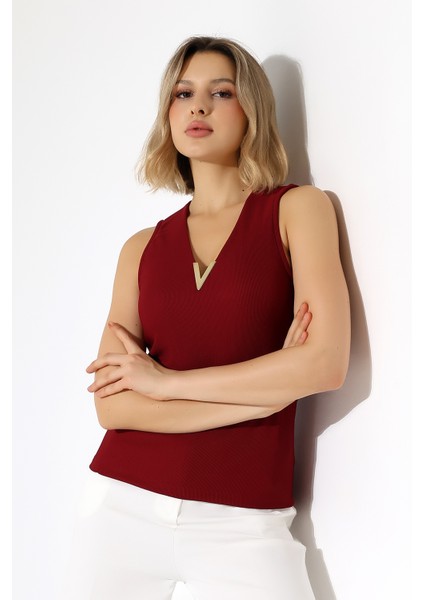 Gold Aksesuarlı Kolsuz Bluz fırsatları