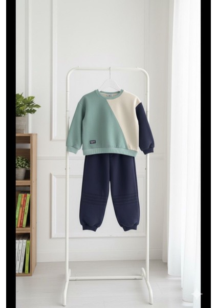 Renk Bloklu Erkek Çocuk Kalın Içi Polarlı Alt Üst Takım 9 Ay 4 Yaş Arası fiyatları