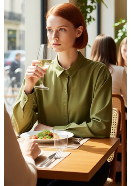 Kadın Oversize Kesim Düşük Kol Uzun Boy Düz Dokuma Gömlek Günlük Tamamlayan Bir Parça Spor fiyatları