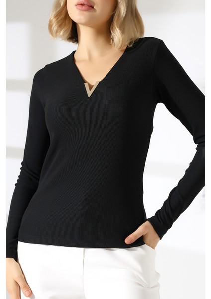 Gold Aksesuarlı Uzun Kollu Şık Bluz fiyatları