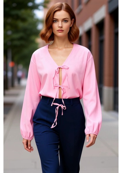 Kareli Bağlamalı Kadın Bluz V Yaka Balon Kol Detaylı Kısa Kesim Dokuma Üst Giyim Günlük Şıklık