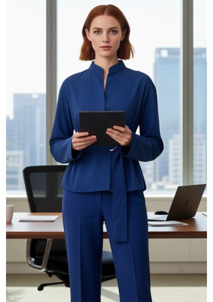 Kadınların Şıklığını Tamamlayan Kuşak Detaylı Hakim Yaka Uzun Kollu Düz Renk Gömlek Bluz Şık modelleri