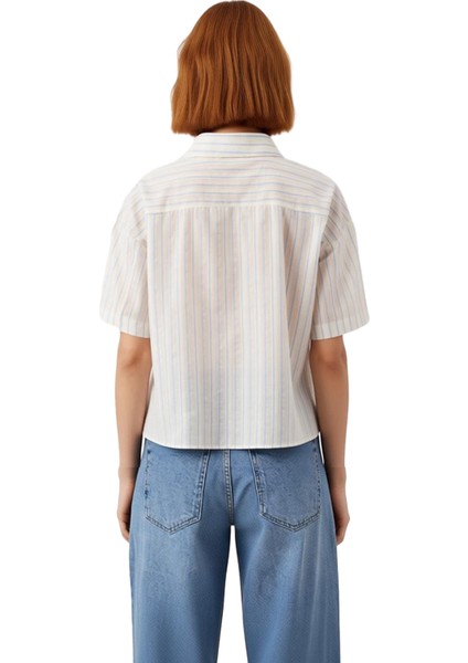 Kadın Yumuşak Dokulu Çizgili Kısa Kollu Gömlek Rahat ve Şık Görünüm Sunar Fonksiyonel Spor indirimleri