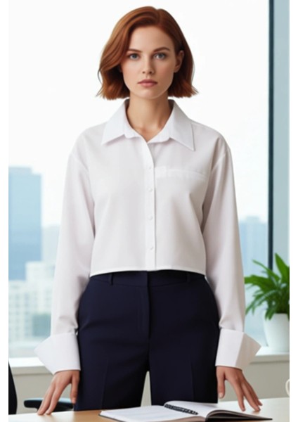 Kadın Crop Kesim Gömlek Geniş Manşet Detaylı Dokuma Kumaş Konforlu ve Zamansız Stil Modern fırsatları