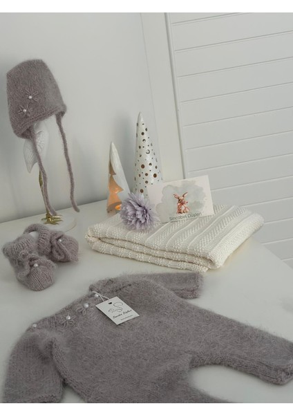 Hoşgeldin Bebek Lila Incili Yenidoğan Kıyafet Örgü Triko Takım Tulum Kıyafet Seti Battaniye fiyatları