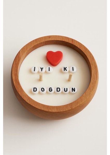 Gizli Mesajlı Mum Iyi Ki Dogdun El Yapımı Soya Mum Ahşap Kasede, Çift Fitilli, Sevdiklerinizin Doğumgününü Kutlamak Için Süprizli Hediye Seçeneği fiyatları